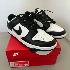 Nike black and white (panda) dunks